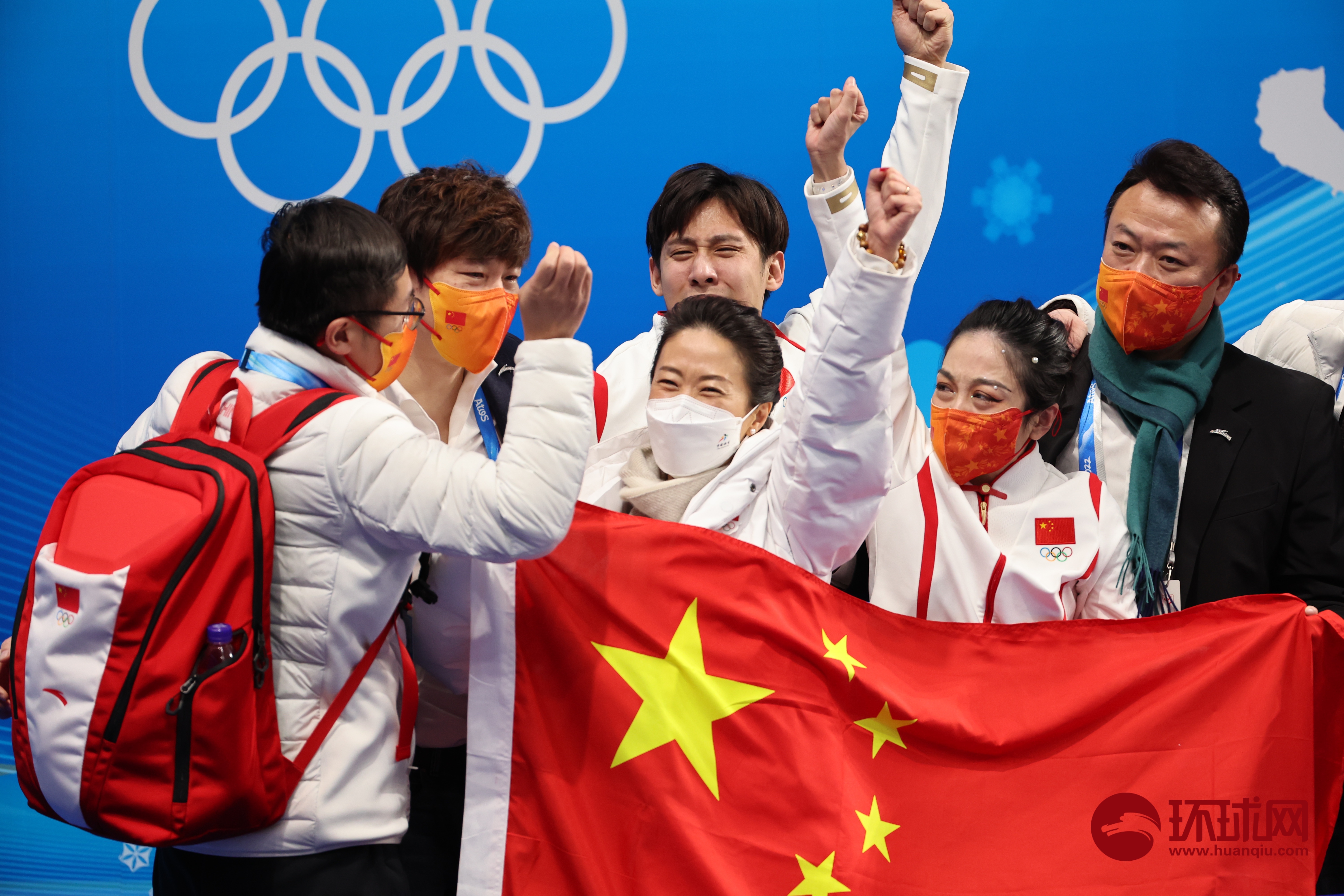 Doinb重返赛场，出色防守首场状态出色，法国队观众沸腾！
